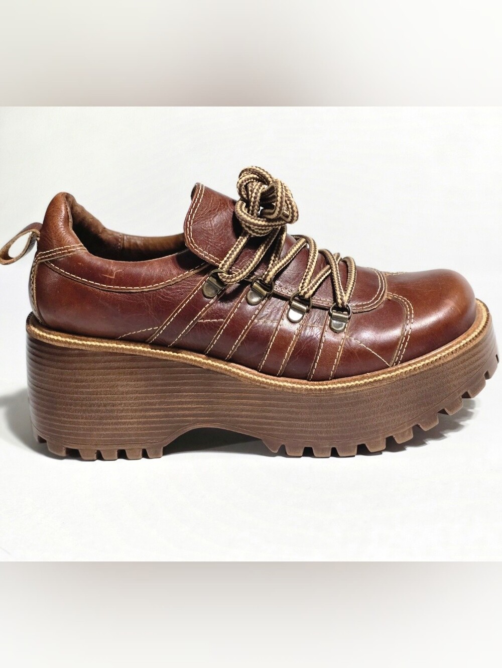 RARE Steve Madden Chunky 2000's Platform Lace-Up Women's 8 in Brown